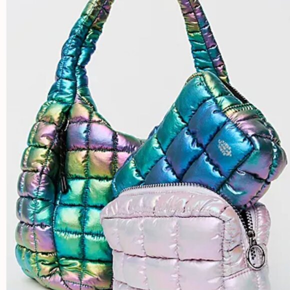Free People Quilted Carry Bag - Limited Edition Iridescent Nebula - NWT - Picture 7 of 10